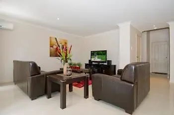 **** Hotel Bay Hideaway Resort Hervey Bay Australia